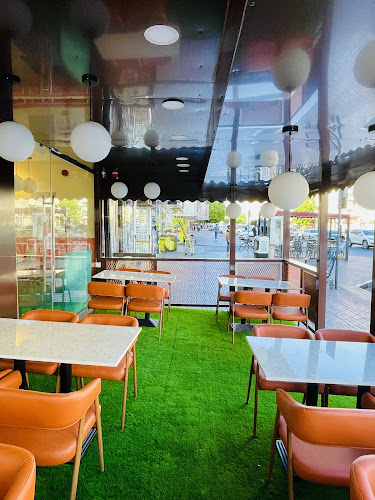 Lazio'z Pizza - Pizza Restaurant in Al Karama - Hospitality and gastronomy