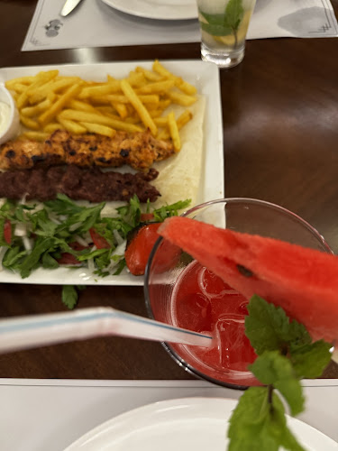 Comentarii opinii despre Taraf Restaurant & cafe