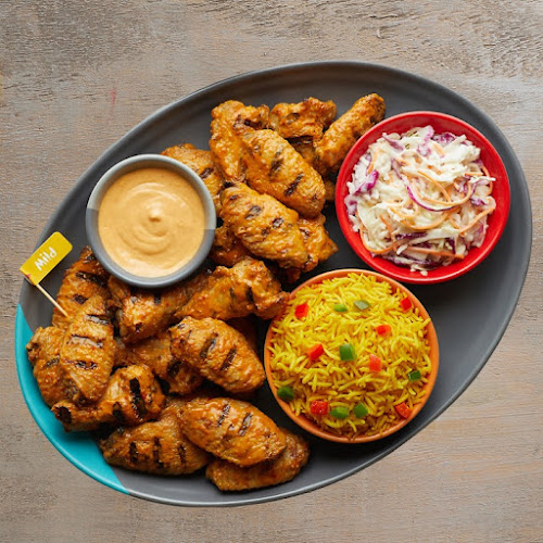 Nando's The Mall - World Trade Center - Hospitality and gastronomy