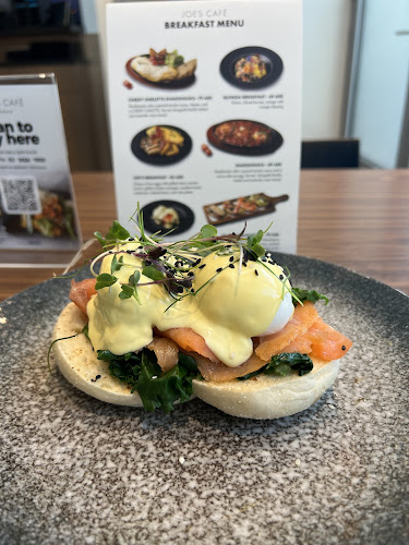 fashion Avenue First Floor, Dubai Mall Star Atrium - Gate 6 - Burj Khalifa - Dubai