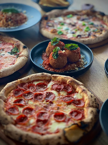 Comentarii opinii despre Eataliano Restaurant