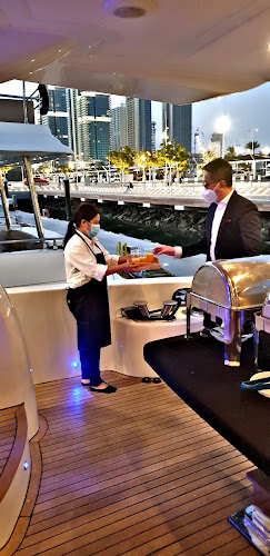 Dubai Boat Catering