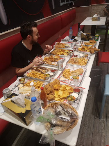 Opinii despre Chicken Maestro Bistro în Dubai - Hospitality and gastronomy