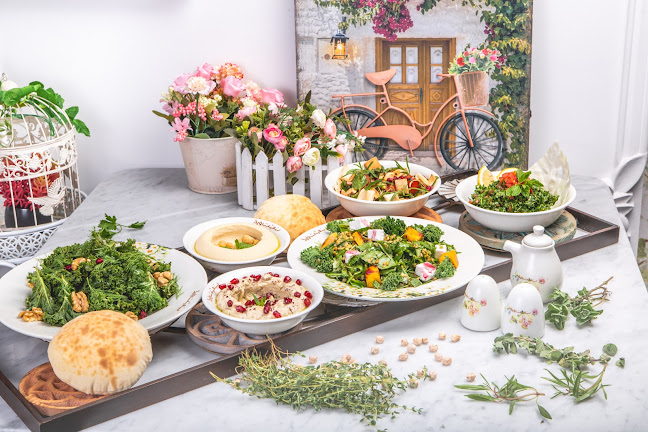 Wared Beirut Lebanese Resto & Cafe - Dubai