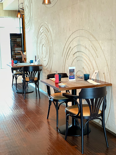 Comentarii opinii despre Manzoni Bistro and Bar