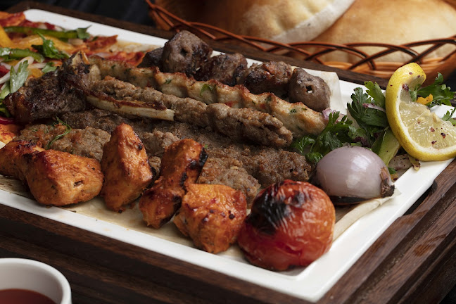 Al Zarooni Building 3 https://goo.gl/maps/M6vnu6iavtknE3mg8 - Dubai