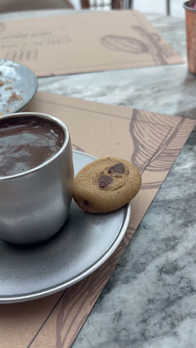 CHOCOMELT DUBAI MALL - Hospitality and gastronomy