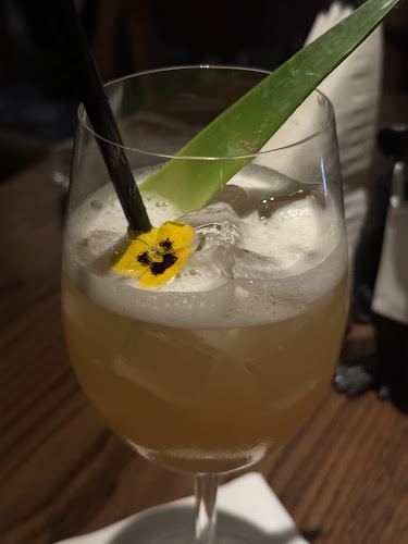 Opinii despre The Hungry Monkey Restaurant and Lounge în Dubai - Hospitality and gastronomy