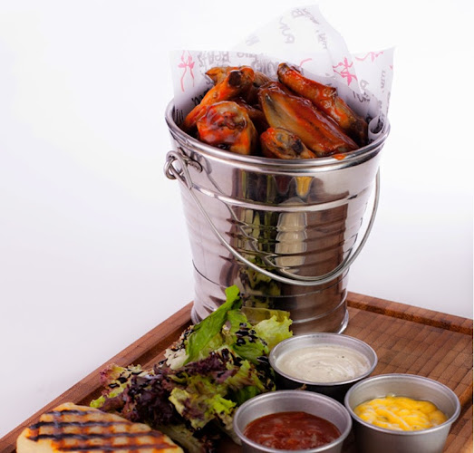 Opinii despre SoHo Bar & Grill în Dubai - Hospitality and gastronomy