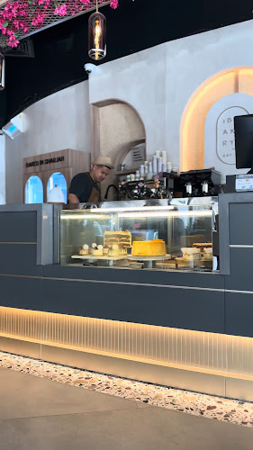 Opinii despre iBakery Cafe în Sharjah - Hospitality and gastronomy
