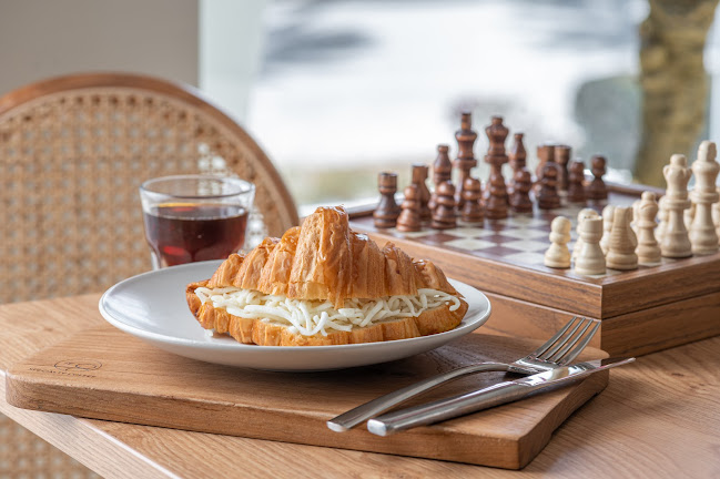 Comentarii opinii despre number eight