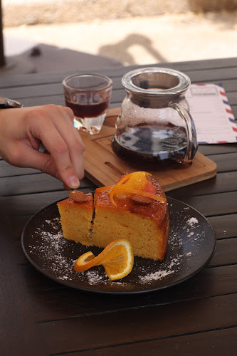 Al Bareed Cafe | مقهى البريد