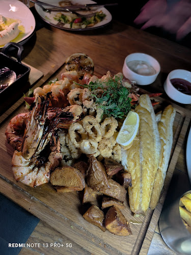 Siraj Restaurant مطعم سراج - Hospitality and gastronomy