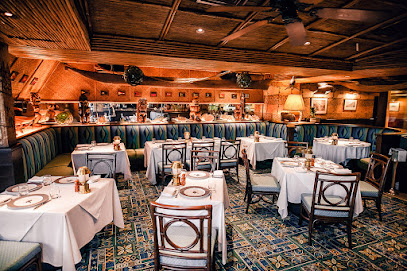 Trader Vic's Millennium Plaza