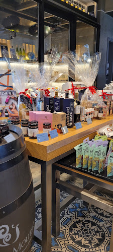 Dusit Thani Dubai - 133 Sheikh Zayed Rd - Trade Centre - DIFC - Dubai