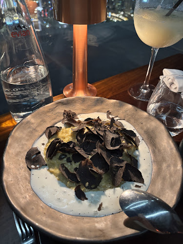 Comentarii opinii despre CÉ LA VI