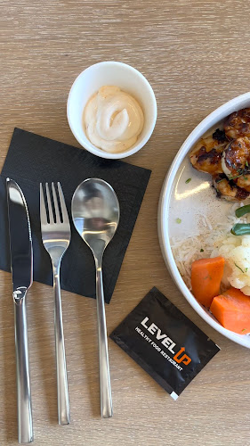 Opinii despre Level Up Restaurant Dibba Branch în Fujairah - Hospitality and gastronomy