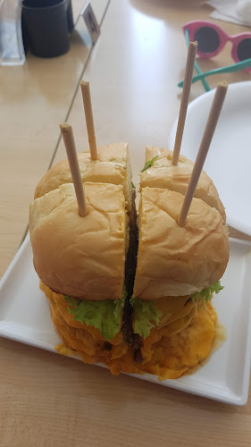 Hamasat cafeteria - Hospitality and gastronomy