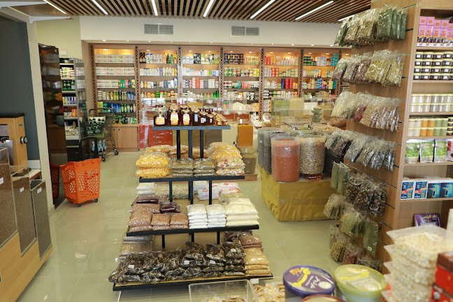 Opinii despre RAYHAN SWEETS AND GENERAL MARKET în Abu Dhabi - Hospitality and gastronomy
