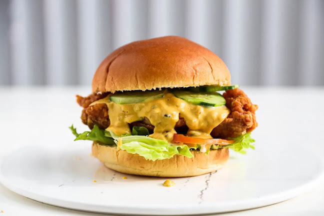 Opinii despre كافتيريا بج برجر în Fujairah - Hospitality and gastronomy