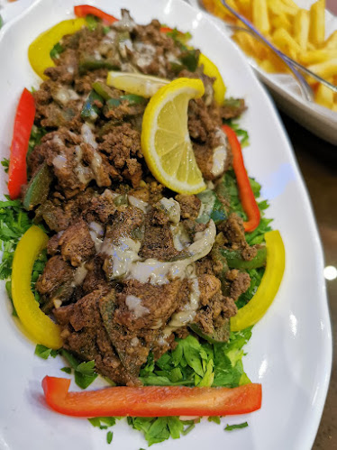 كلاودي لايف كافيه - Hospitality and gastronomy