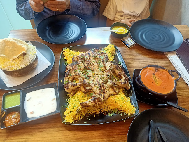 Al Majaz Hut cafeteria - Hospitality and gastronomy