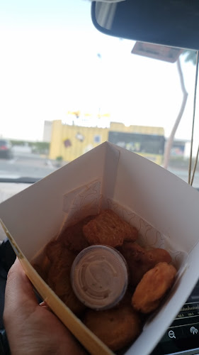 89W6+Q4V beach - Hay Al Sharg - Sharjah