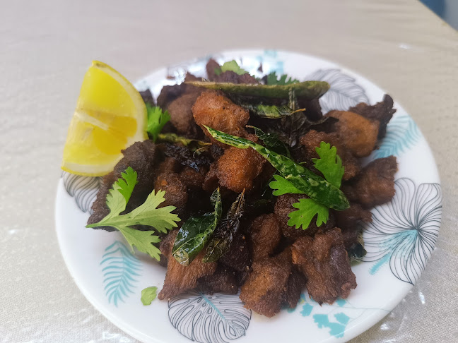 شارع الشيخ زايد - near passion shopping center - Al ‘Uwaid - Fujairah