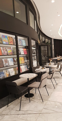 Somewhere Dubai Mall - Dubai