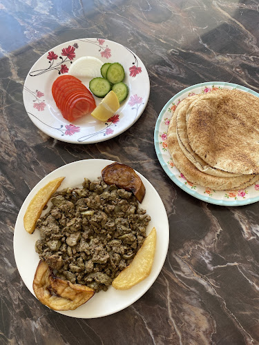 كافتيريا السعادة