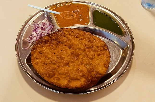 Comentarii opinii despre Lalit Restaurant LLC