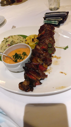 Trader Vic's Millennium Plaza - Dubai