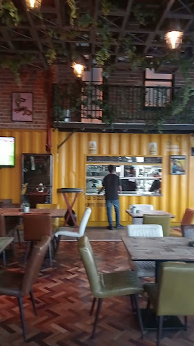 Opinii despre Lock, Stock and Barrel în Abu Dhabi - Hospitality and gastronomy