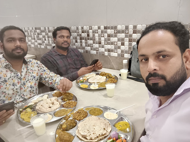 Opinii despre Bright Restaurant مطعم مضيء în Ras Al-Khaimah - Hospitality and gastronomy