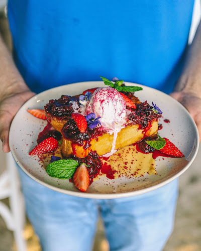 Comentarii opinii despre Friends Avenue Cafe JLT