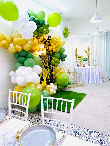 Next to Al Kabayel Centre - Al Bakhit Center Ground floor Abu Baker Street Muraqqabat - Deira - Dubai