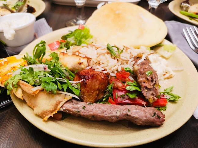 Comentarii opinii despre Karam Beirut