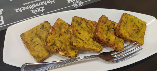 Comentarii opinii despre Diva Maharashtracha Restaurant