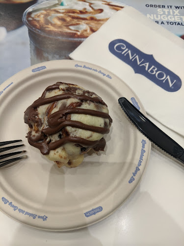 Cinnabon - Deira City Centre - Hospitality and gastronomy