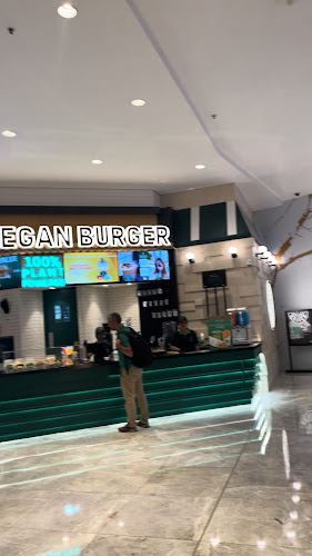 Vegan Burger - The Dubai Mall - Hospitality and gastronomy