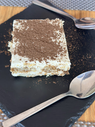 Comentarii opinii despre La Burrata Italian restaurant