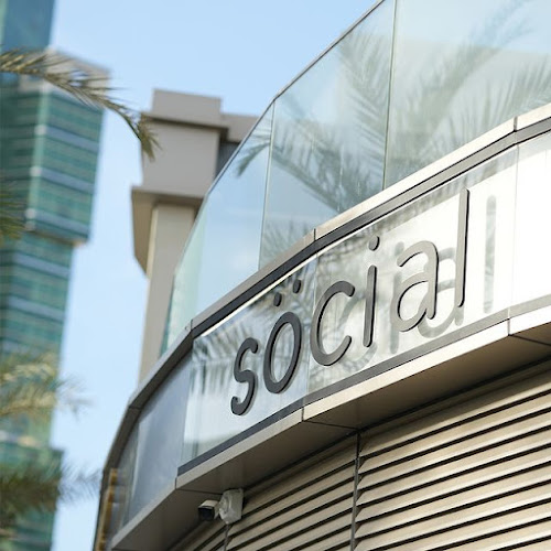 Al Bateen St - Al Bateen - W12 - Abu Dhabi