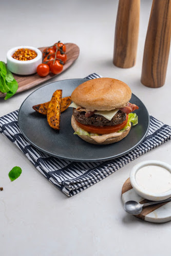 Low Calories - Al Ruwais - Hospitality and gastronomy