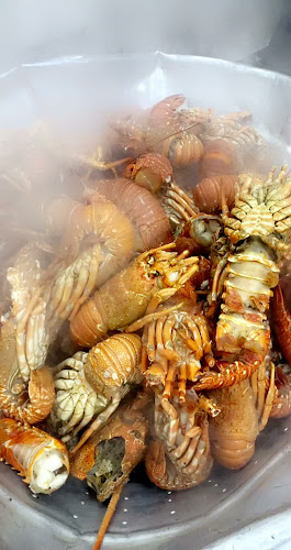 البانوش للمأكولات البحرية والشعبية - Dubai