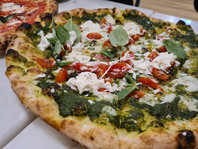 L'antica Pizzeria da Michele - City Walk - Hospitality and gastronomy