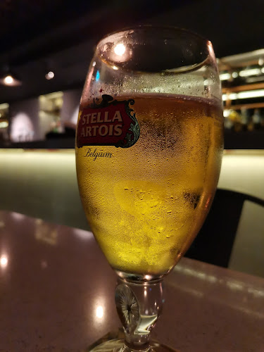 Hoxton Bar & Urban Eatery - Dubai