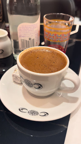 Comentarii opinii despre Hakki Zade 1864