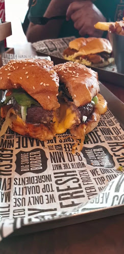 Comentarii opinii despre Big Smoke Burger-Box Park