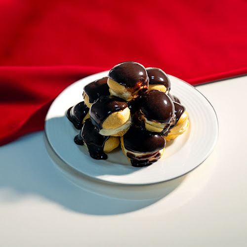 Opinii despre Beylerbeyi profiterol sharjah în Sharjah - Hospitality and gastronomy