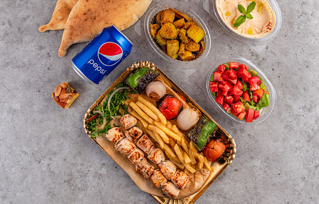 مطعم زرزور - تم الانتقال إلى الفرع الجديد Zarzoor Restaurant